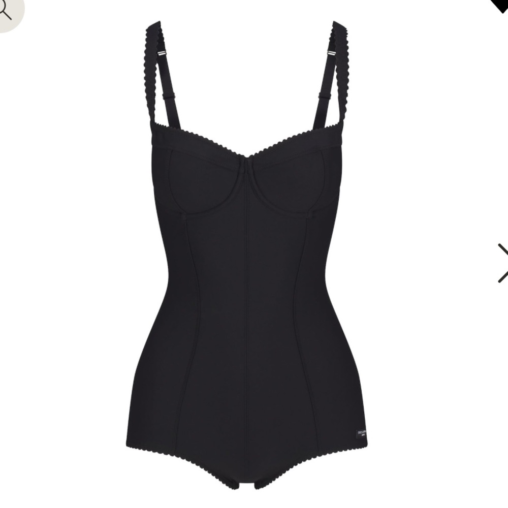 SKIMS D&G Dolce&Gabbana Onyx Black Bodysuit
Size L NWT!! - Picture 2 of 11